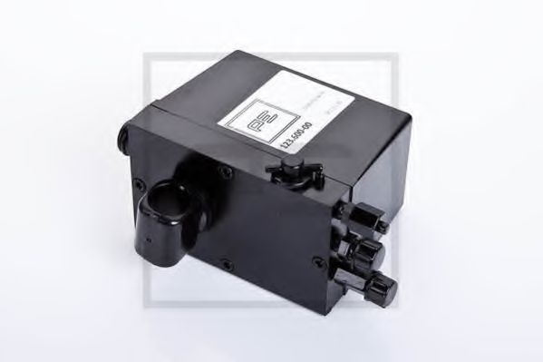 Опрокидывающий насос, кабина - PE Automotive 123.600-00A