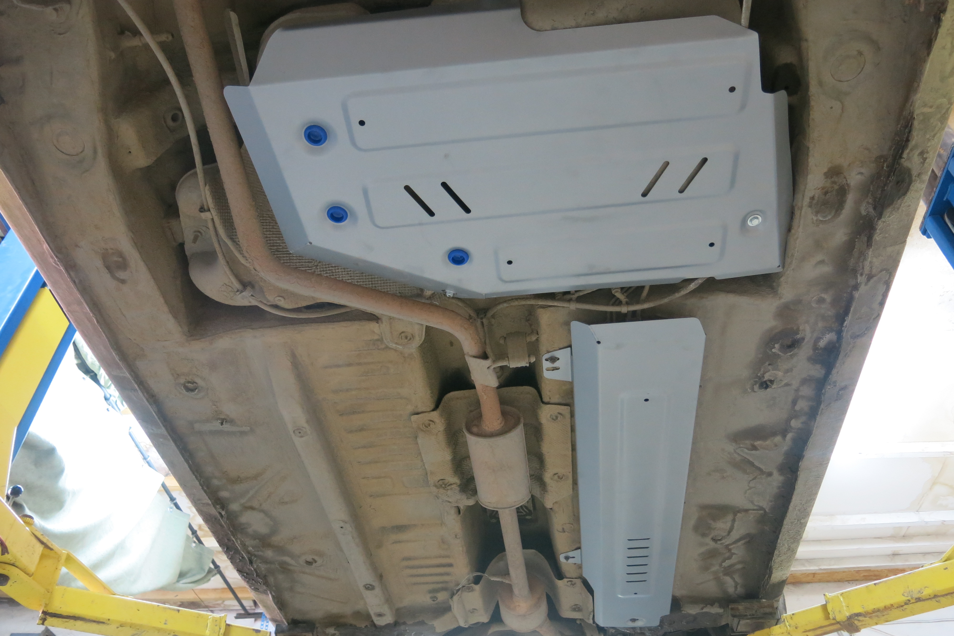 Топливного бака, Lada X-Ray V - 1.6/2WD, 2015-..., крепеж в комплекте, сталь - Автоброня 111.06031.1