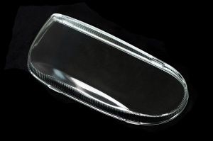 Стекло фары прав одноламп - BodyParts VWGLF92020R
