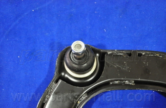 Рычаг hyundai sonata/kia magentis пер.подв.верх.пр | перед прав | - PARTS-MALL CA-H202