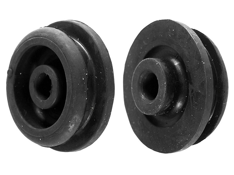 Втулка крепления радиатора mitsubishi lancer 00-09/cedia 00-03/colt 02-12 - SAT STMR266941