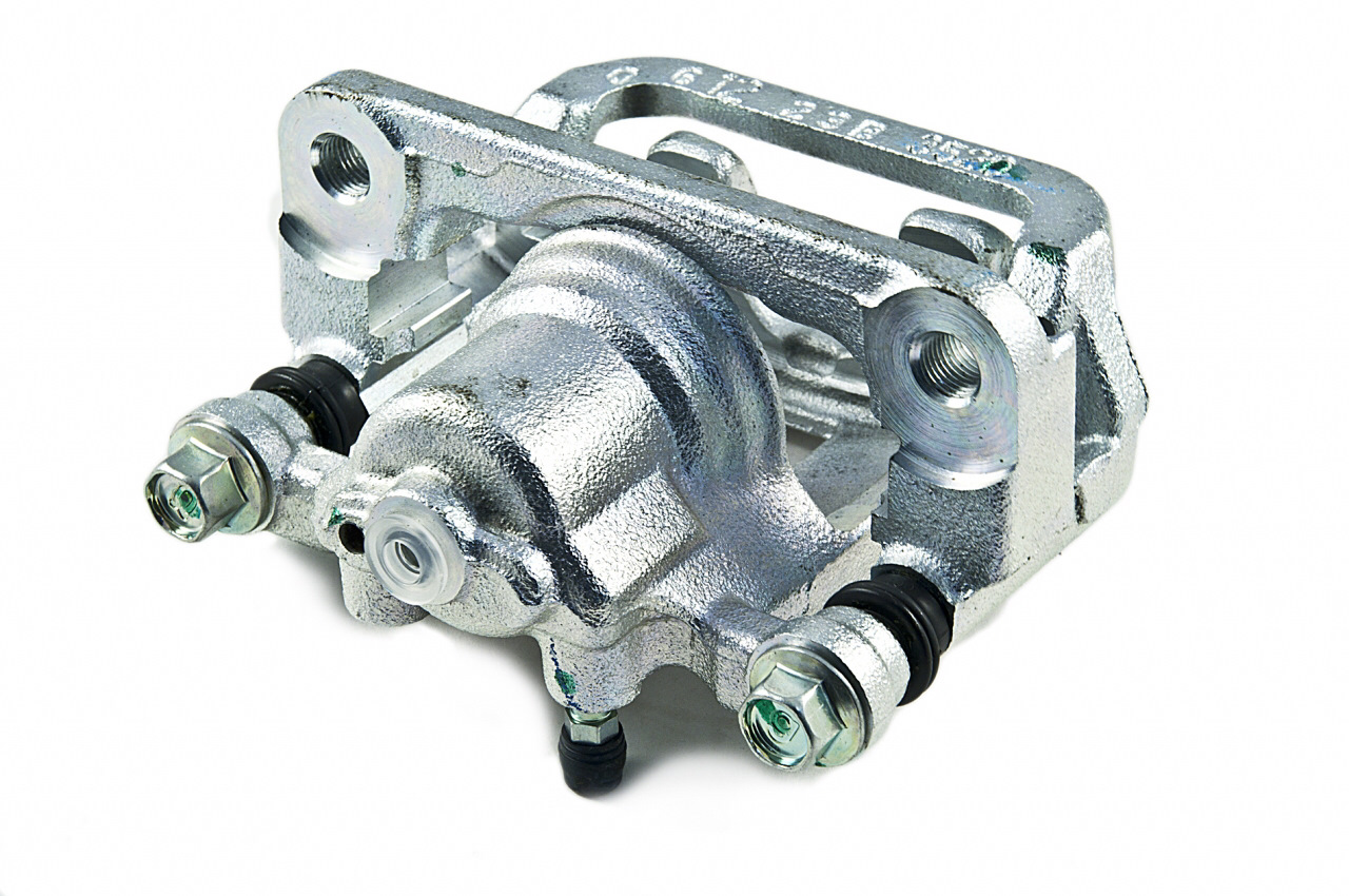 Суппорт тормозной RR nissan juke 10-/qashqai 07-13 RH - SAT ST440011KD0A