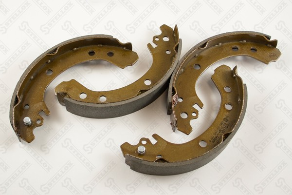 Колодки барабанные Toyota Corolla/MATRIX - Stellox 000 604-SX