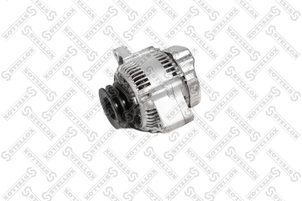 Генератор Toyota Land Cruiser 4.2 TD 90- - Stellox 06-10772-SX