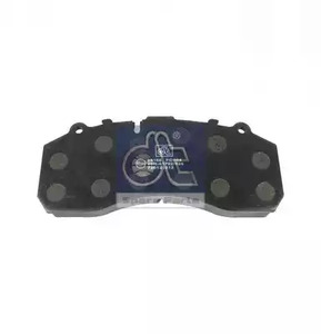 Комплект тормозных колодок | зад | - DT Spare Parts 4.90930