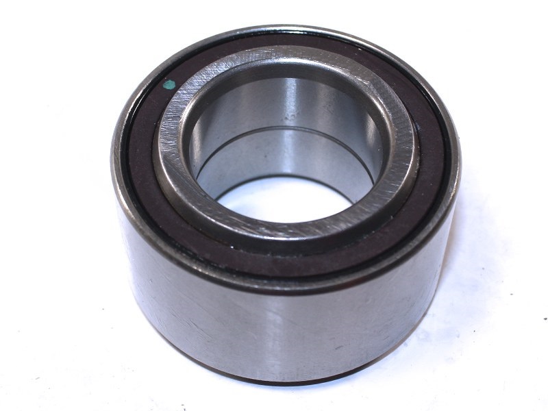 Подшипник FR ступицы toyota aygo/citroen c1/peugeot 107 05- - SAT ST6822JL