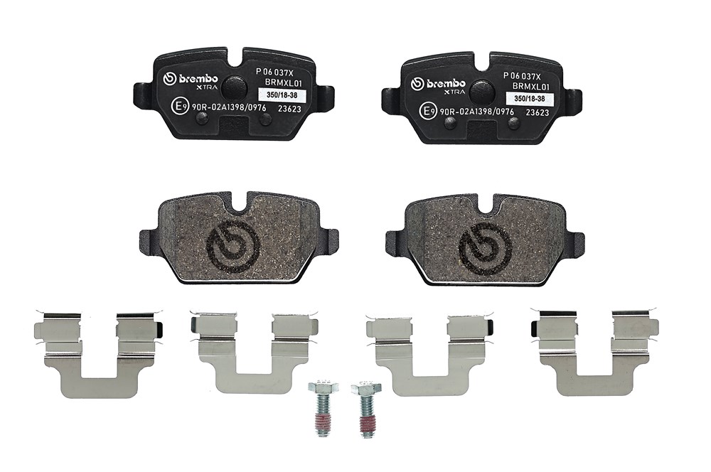 Колодки тормозные дисковые Xtra | зад | - Brembo P 06 037X