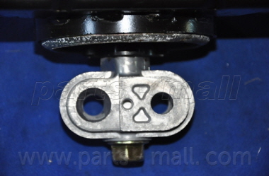 Подушка двигателя - PARTS-MALL CM-D008