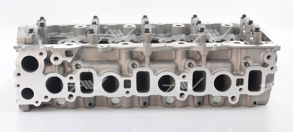головка блока цилиндров toyota 2kd-ftv 2.5tdi (11101-30040/41/42, 11101-30070/71, 11101-ol050) - AUTOWELT ZK-34021