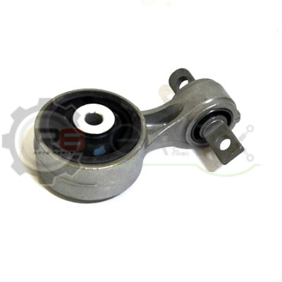 подушка двигателя задняя [тяга нижняя] - [mt] - 1.6 / 1.8 - R8 R850890SNAA02