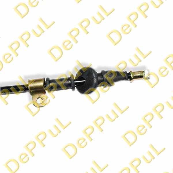 Трос стояночного тормоза volvo s40 (98-01), v40 (98-01) - DePPuL DETC051