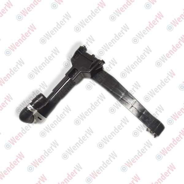 Форсунка омывателя правая (r) lexus is250/300 (gse2) (06-13) - WENDERW WEPL0119