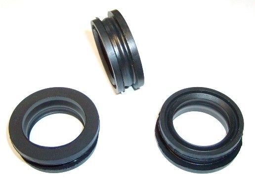 Подушка двигателя - Elring 550.610