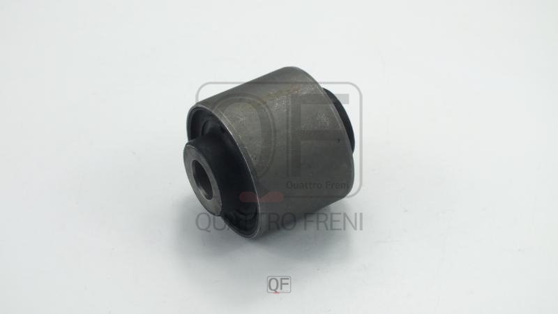 Сайлентблок задней поперечной тяги, - Quattro Freni QF24D00202