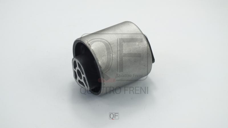 Сайлентблок переднего продольного рычага - Quattro Freni QF30D00159