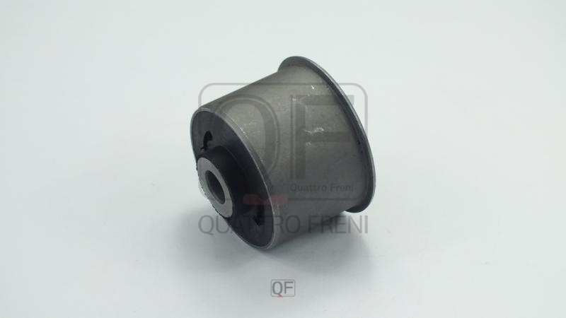 Сайлентблок заднего нижнего продольного рычага - Quattro Freni QF24D00203