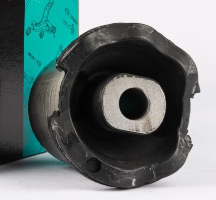 Сайлентблок рычага передней подвески - ABSEL LR328006
