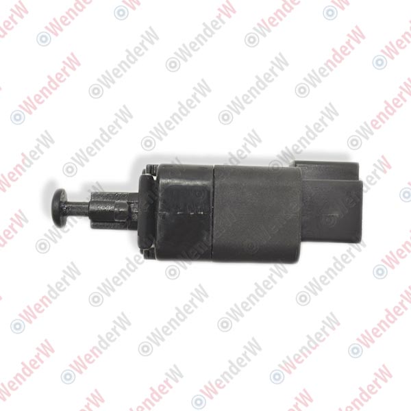 Датчик включения стоп-сигнала chevrolet aveo (t250) (05-11), spark (05-11) - WENDERW WEKR0828