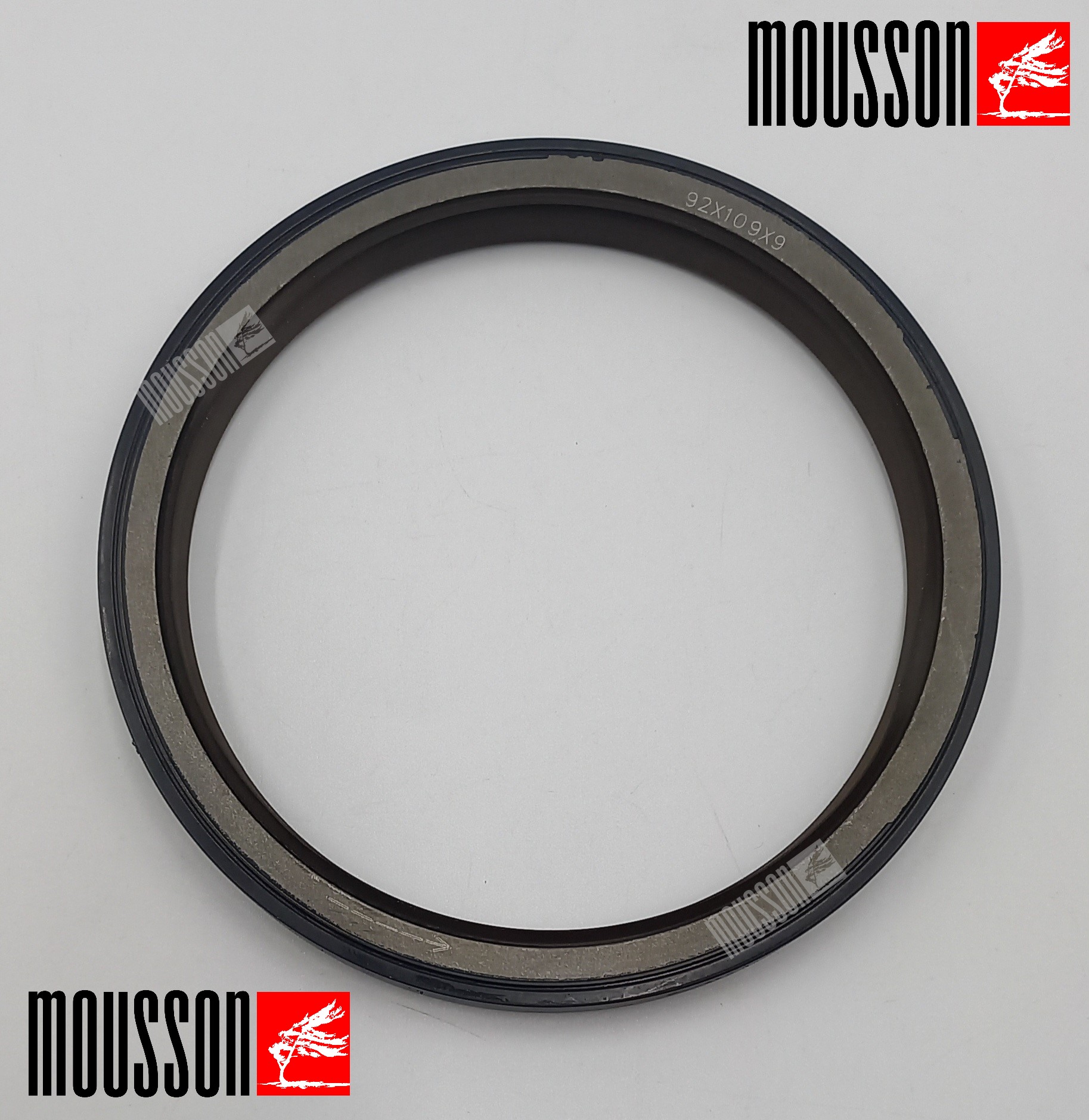 Сальник коренной Land Rover 2,0d 204dt (92*109*9) - Mousson SEA204DTR