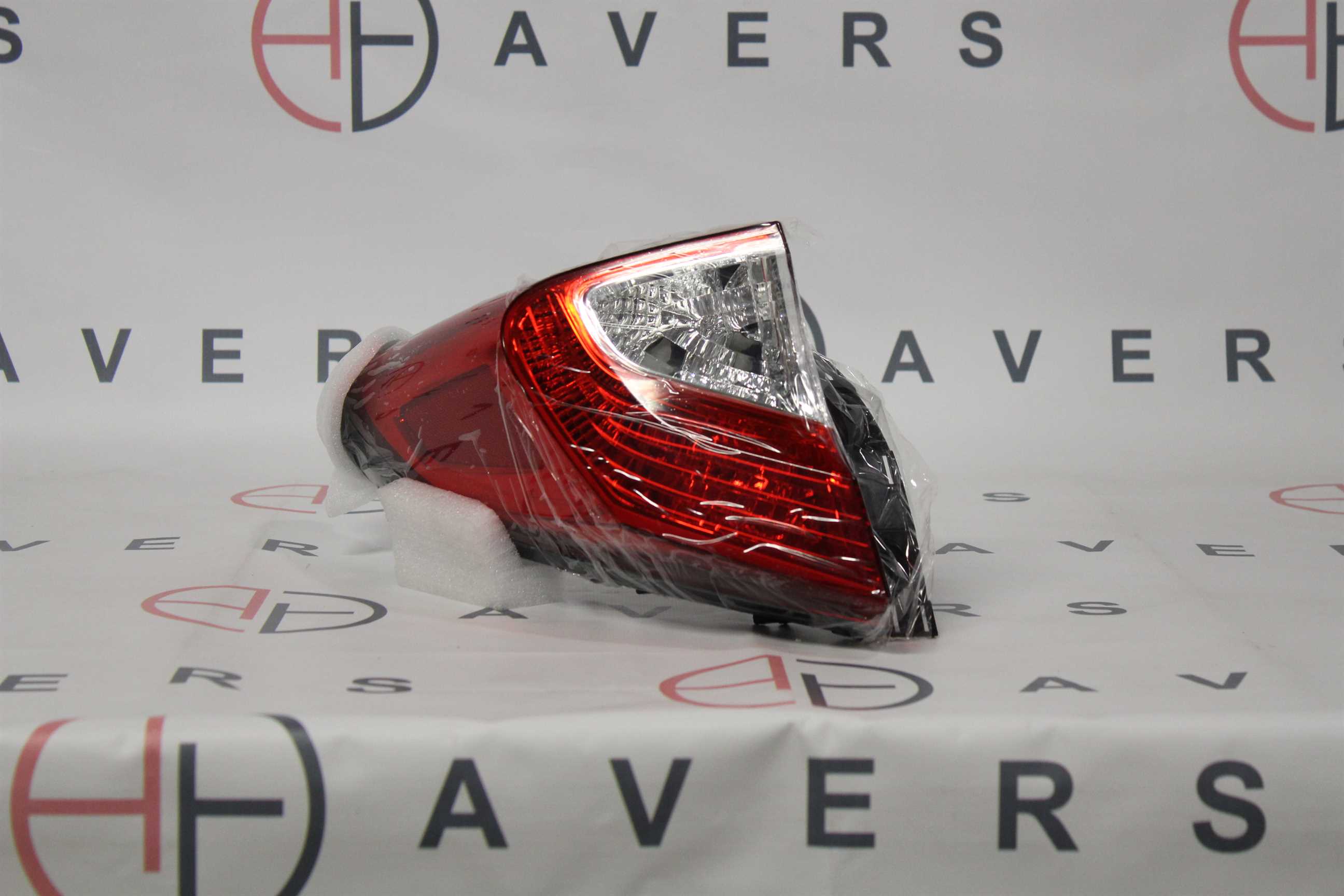 Фонарь задний левый - AVERS 81561F4011AV