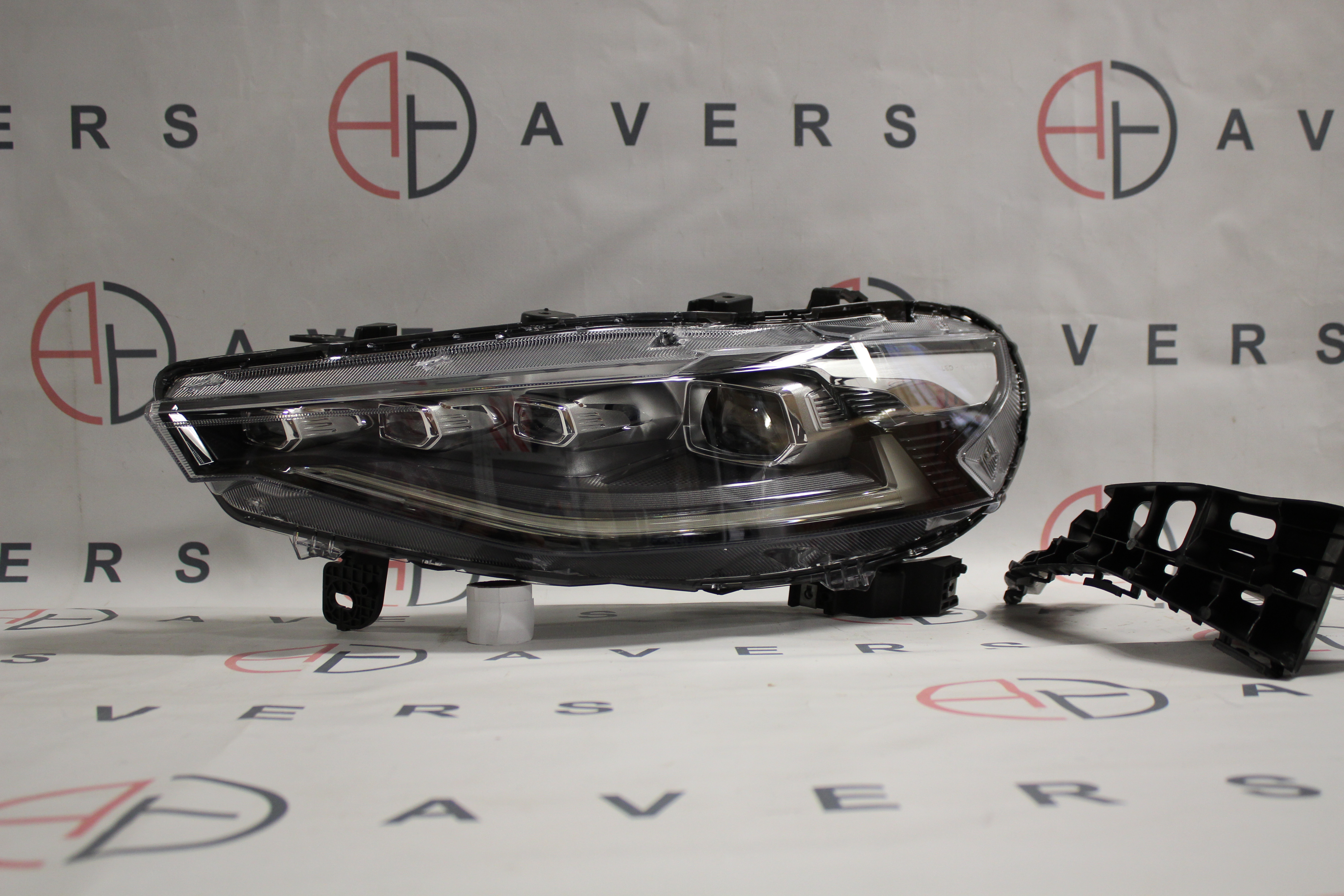 Фара передняя левая haval F7 - AVERS 4121102XKQ00AAV
