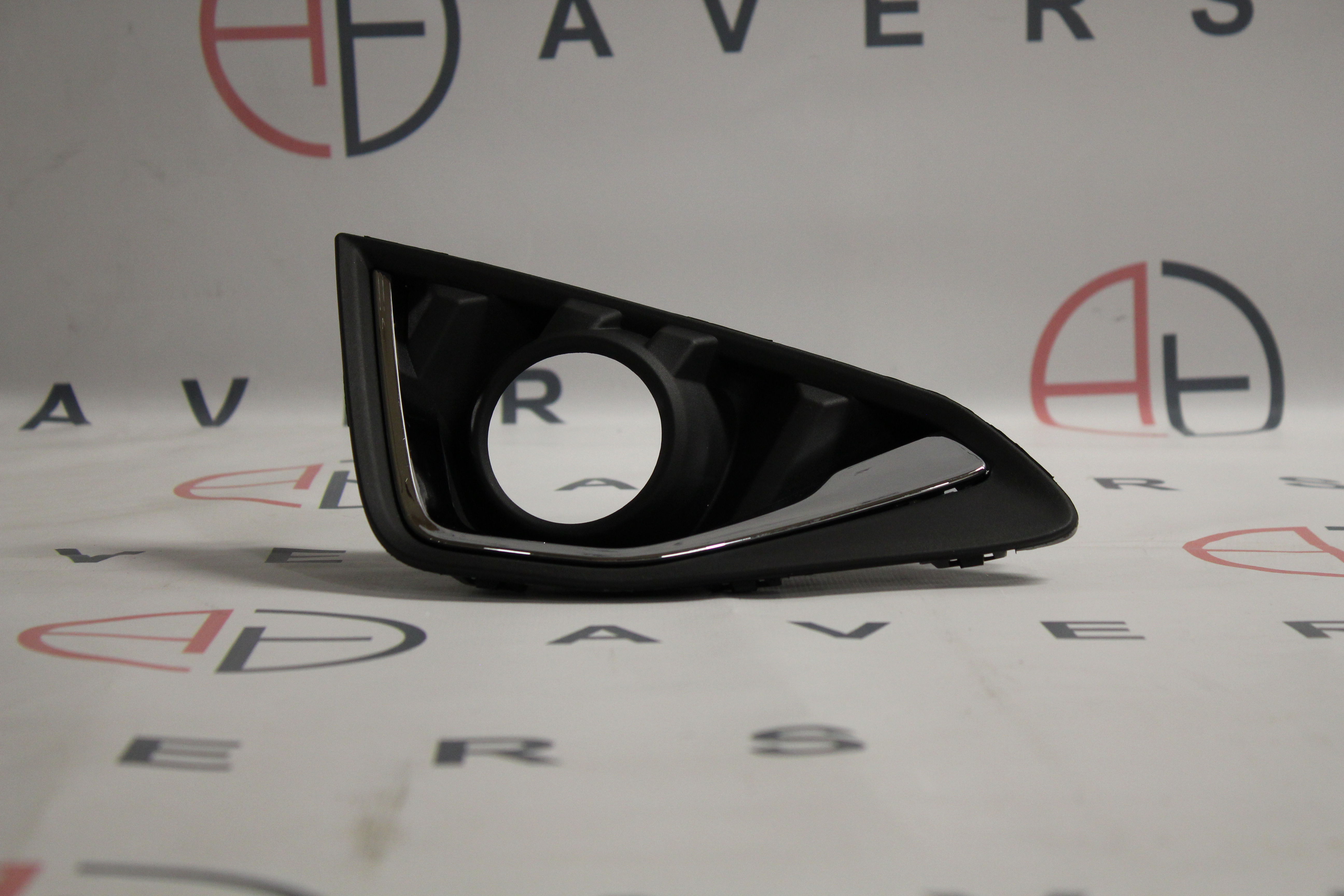 Облицовка ПТФ левая haval F7 - AVERS 2803167XKQ00A8LAV