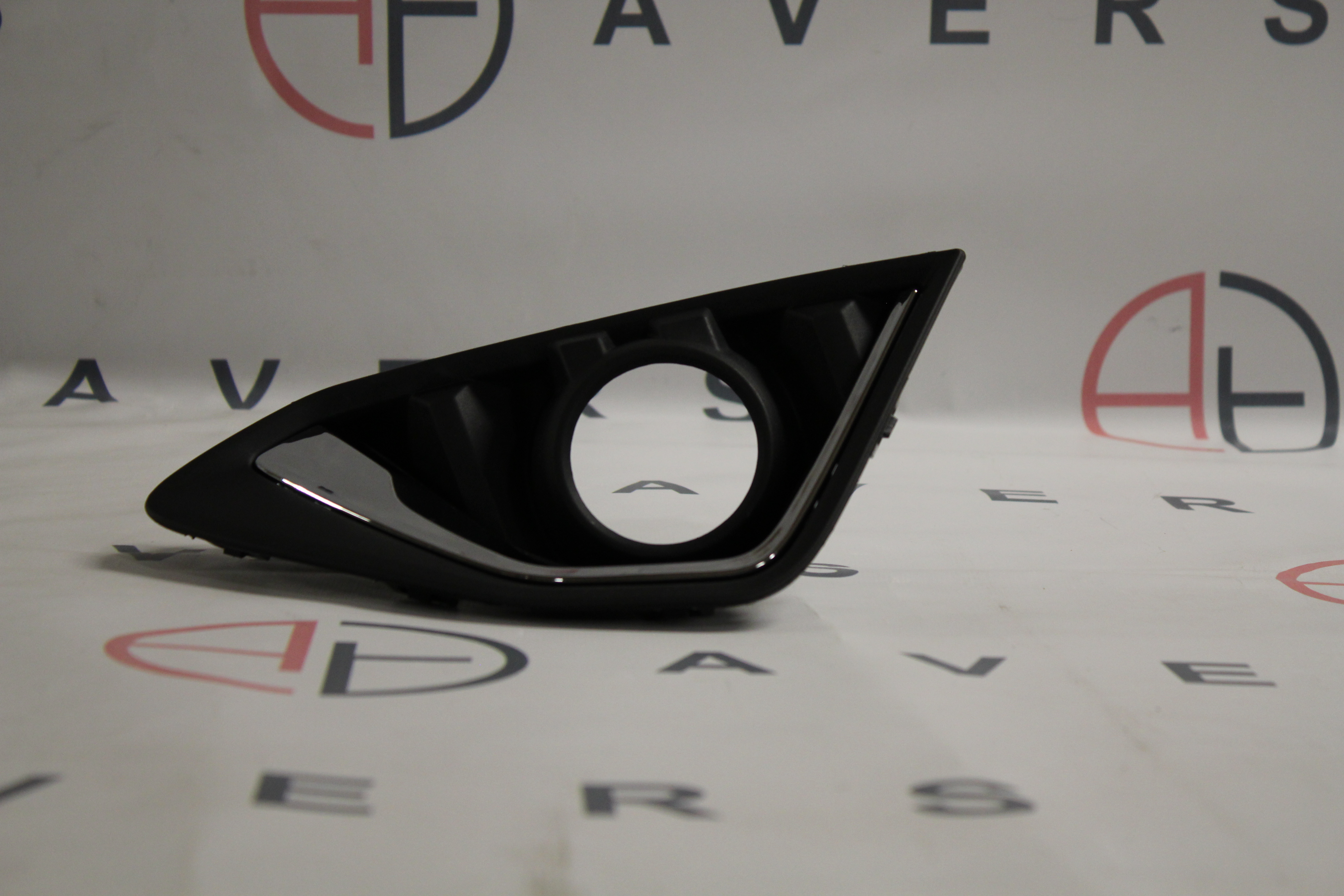 Облицовка ПТФ правая haval F7 - AVERS 2803168XKQ00A8LAV