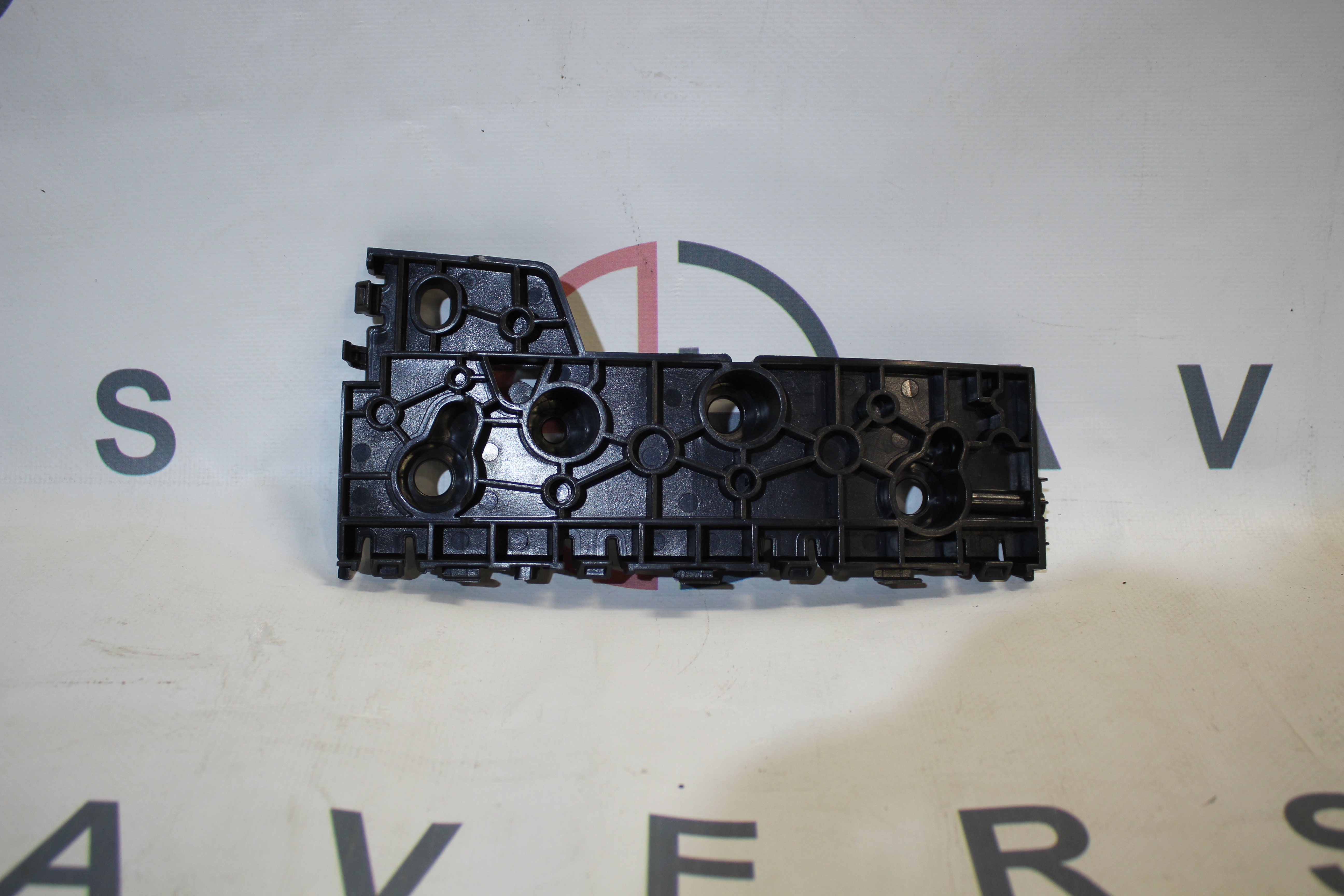 Кронштейн бампера правый - AVERS 2803102XST01AAV