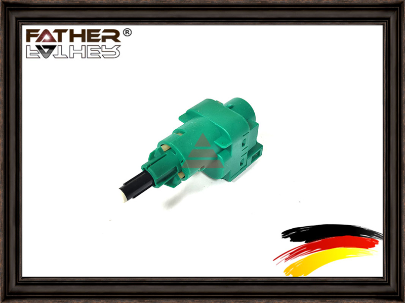 Датчик включение стоп-сигнала Father F00112S11