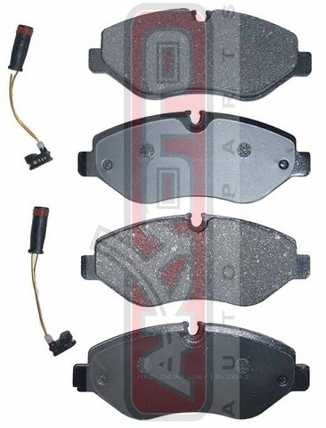 Колодки тормозные дисковые передние с датчиком - Akyoto AKD-0698