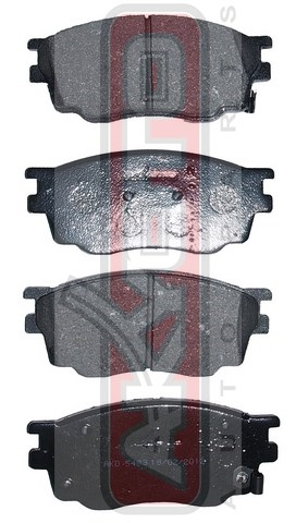 Колодки тормозные дисковые передние - Akyoto AKD-5483
